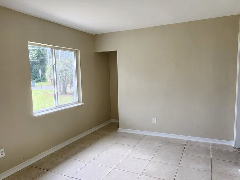 606 Chaseville St — Photo 16