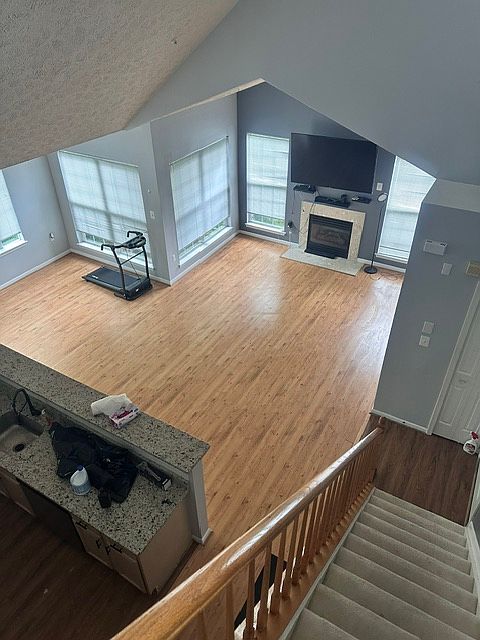 1st image of 15604 Everglade Ln