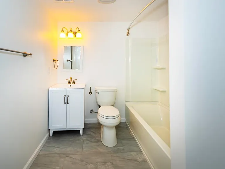 2801 Dillon Dr — Photo 30