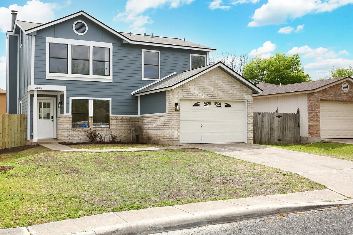 Building Photo - 6870 Flaming Ridge Dr