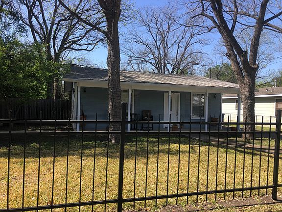 3rd image of 1476 Katy St