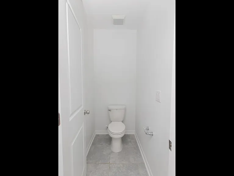1482 Austin St — Photo 15