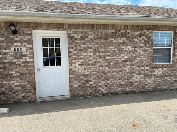 560 Osborne Ave, Pittsboro, IN 46167