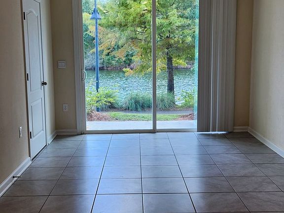 5th image of 545 Running Woods St