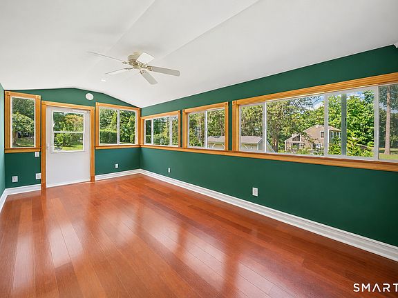 4th image of 32 Taagan Point Drive