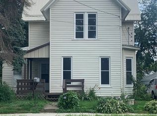 548 State St, Conneaut, OH 44030