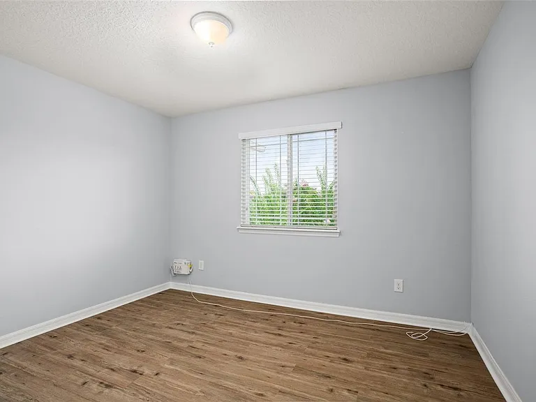 2161 Cypress Villas Dr — Photo 15