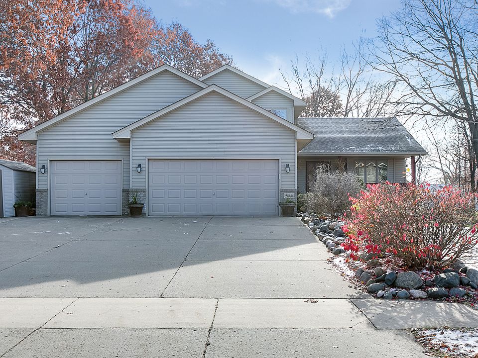 1st image of 2880 233rd Ln NW