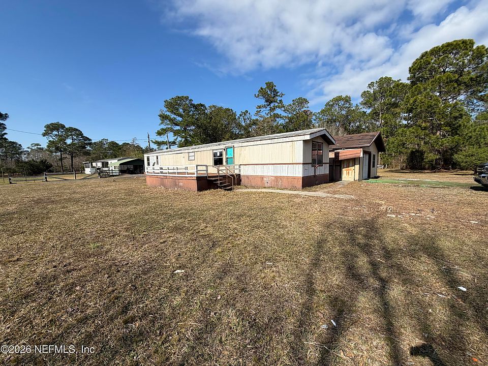 1st image of 16509 VILLAGE GREEN Drive N