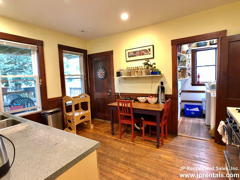 21 Boylston St #1 — Photo 8