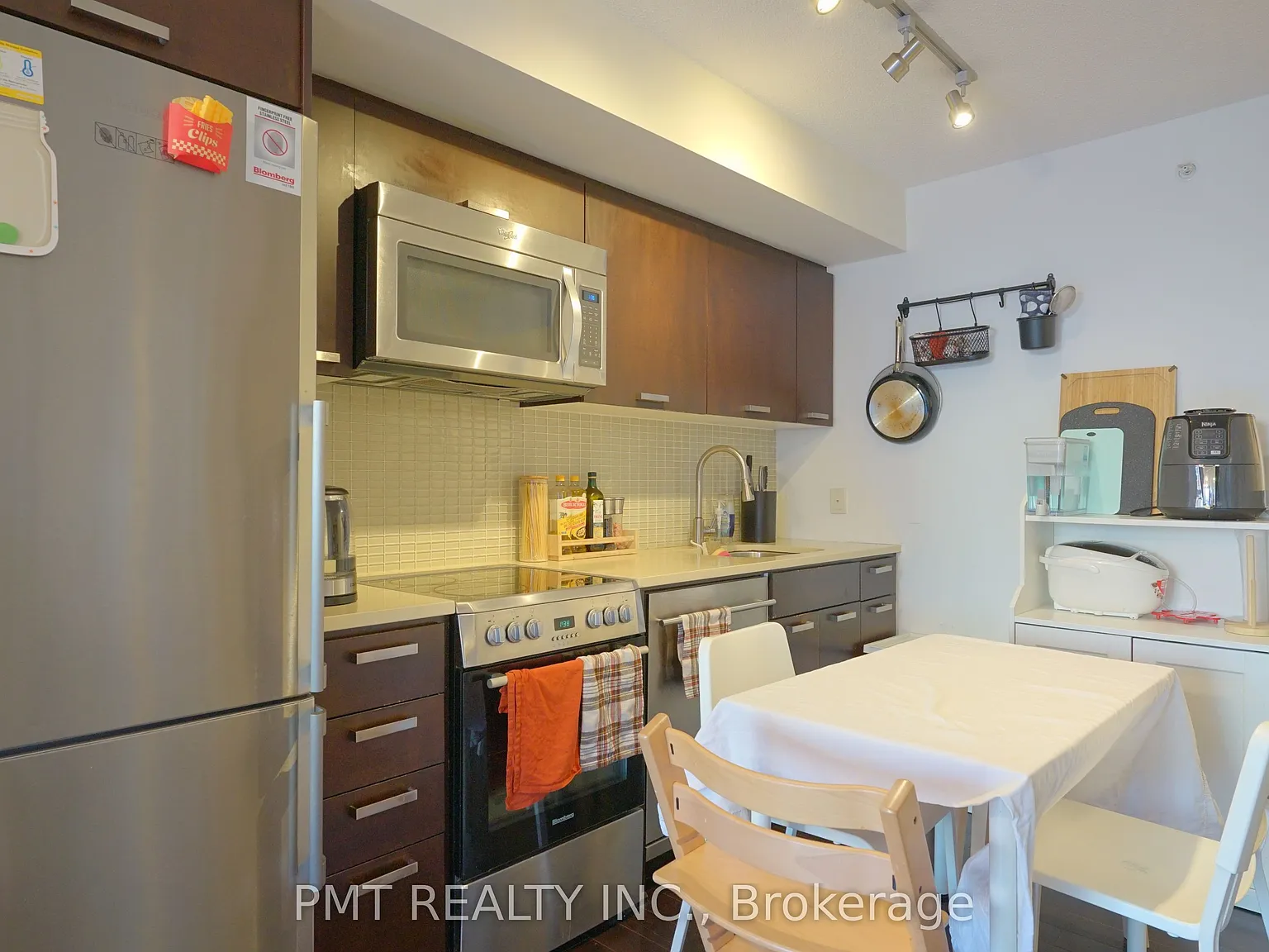 1 bed, $2,450 — Photo 4