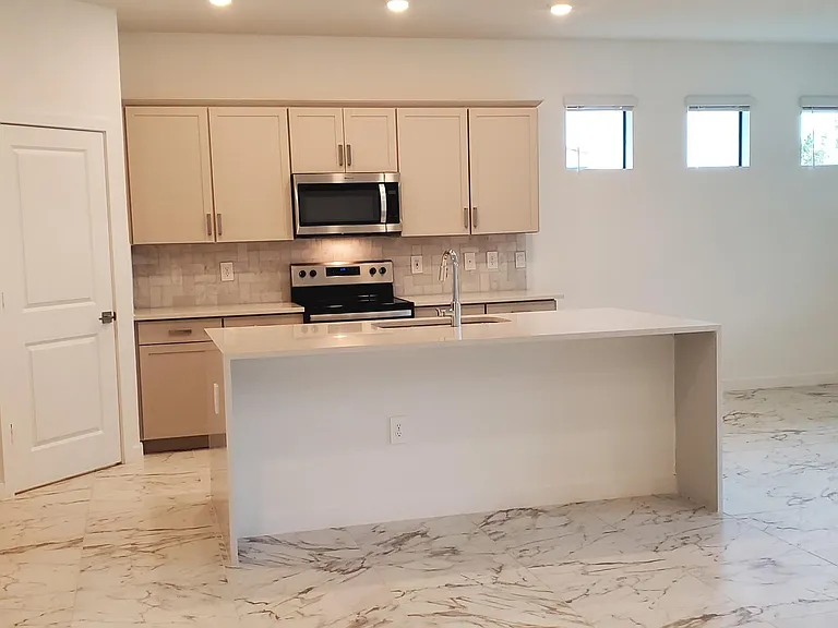 1949 NE Ocean Dunes Dr — Photo 11