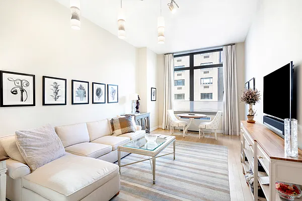 Sold by Compass | media 1