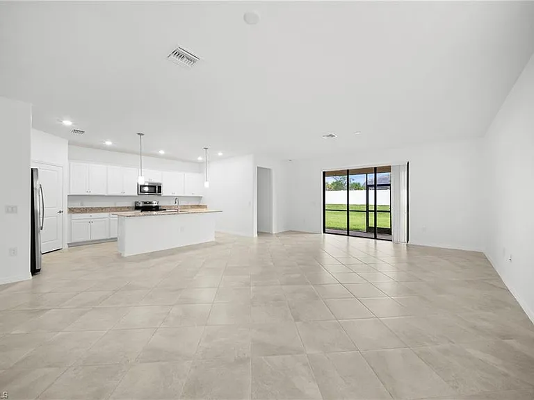 14836 Palamos Cir — Photo 9