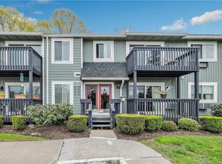 623 Glendale Ave UNIT 623, Bridgeport, CT 06606