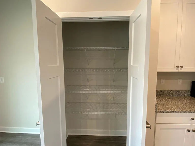 316 Crofton Village Ter — Photo 10