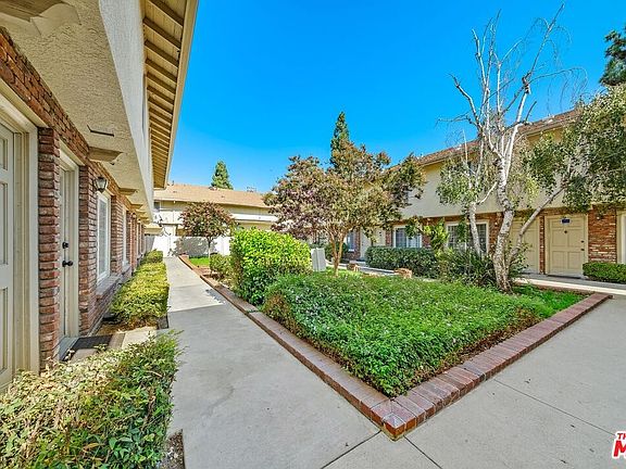 5th image of 10065 De Soto Ave Unit 205