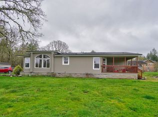 17430 S Eaden Rd, Oregon City, OR 97045