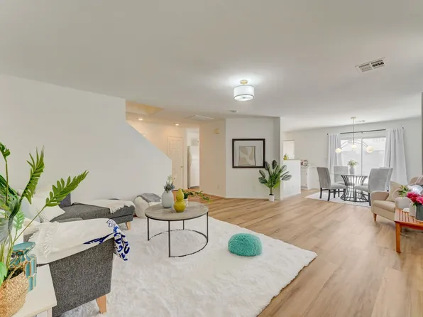 7737 Prosperity River Ave, Las Vegas, NV 89129