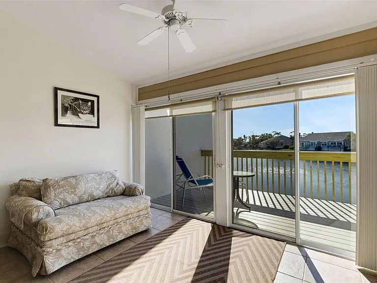 1233 Spoonbill Landings Cir — Photo 18