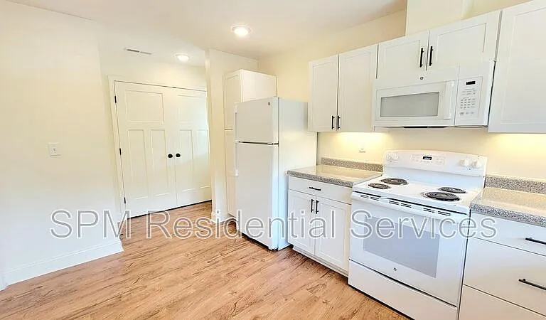 239 N Wallace Ave — Photo 6