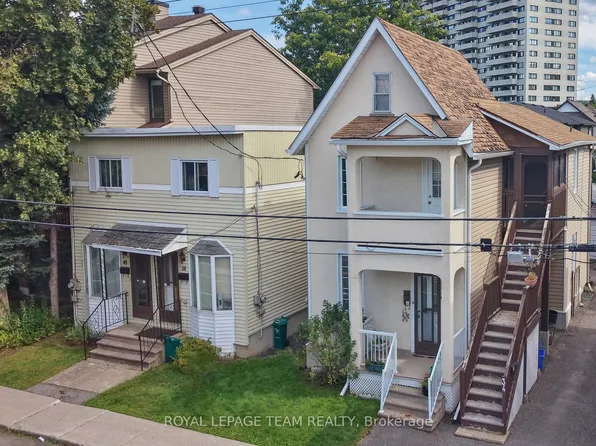 40 Barrette St #34, Ottawa, ON K1L 8A5
