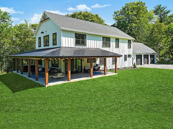 544 Whitefield Road, Pittston, ME 04345