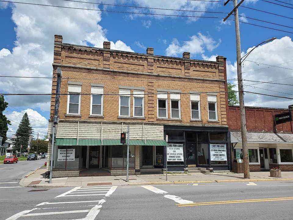 2nd image of 144 Delaware St