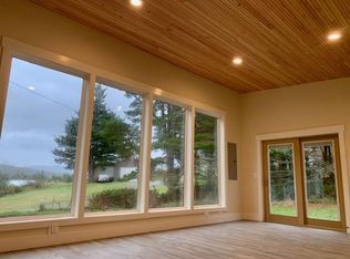 402 Coast Guard Hill Rd, Port Orford, OR 97465