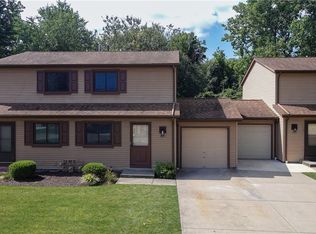 861 Gino Ln #861, Cleveland, OH 44109