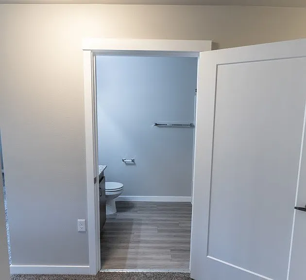 Evergreen Valley Apartments — Photo 31