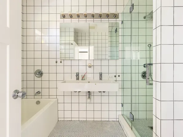 761 Macon Street image 9 of 16