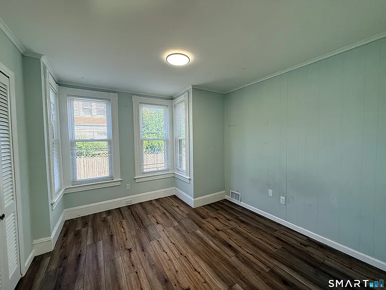 26 Taylor Ave — Photo 12