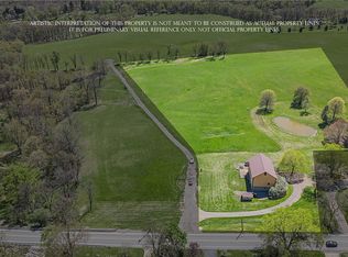 2 Dutch Ridge Rd, Beaver, PA 15009