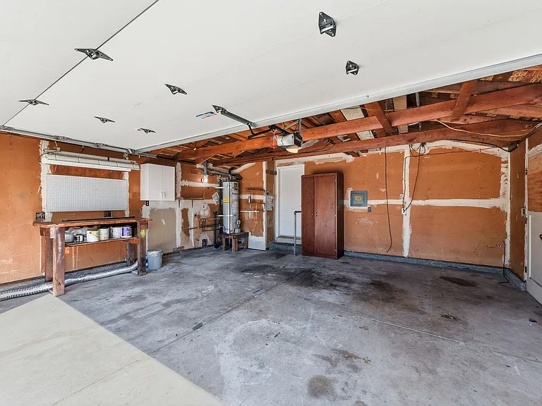 5880 Taormino Ave — Photo 34