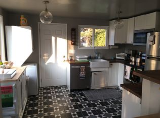 140 S 107th St, Seattle, WA 98168