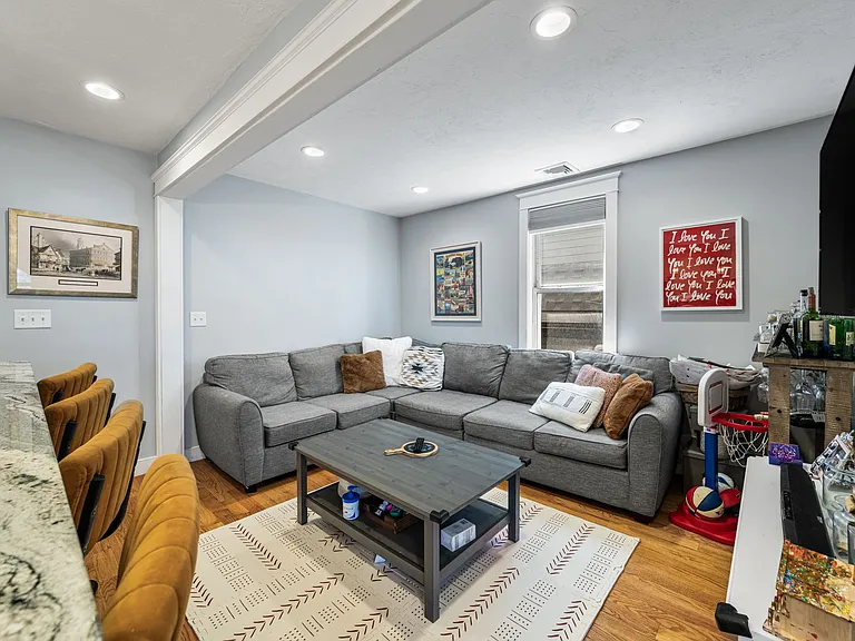 228 Havre St #3 — Photo 18