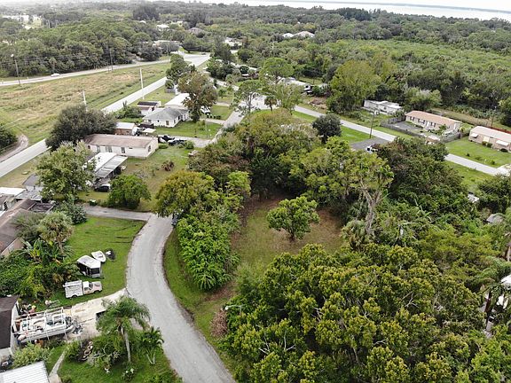 3rd image of 6499 Colony Park Dr