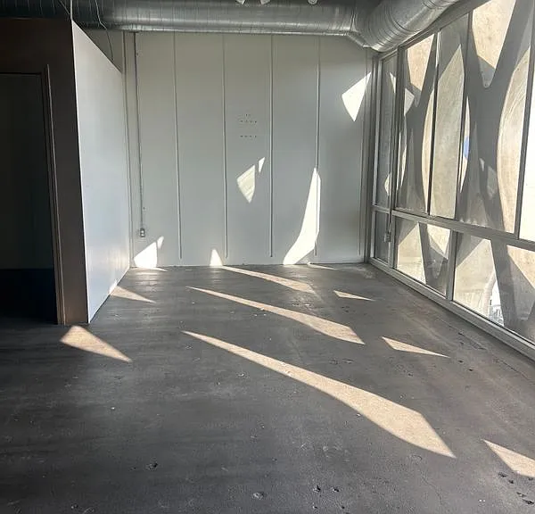 2404 Wilshire Blvd #11D — Photo 3