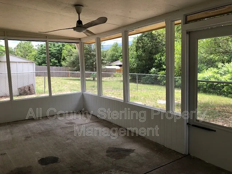6224 Stanwin Dr — Photo 11