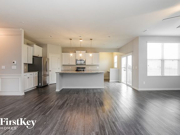 4th image of 15398 Forest Glade Dr