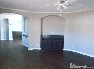 5512 Forest Rd, Greensboro, NC 27406