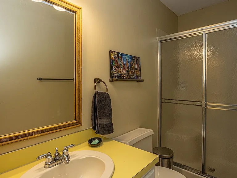 685 Folly Rd — Photo 31