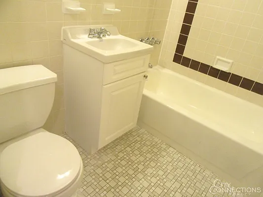 Rented by City Connections Realty | media 24