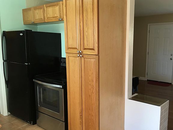 5th image of 3018 Englewood Dr