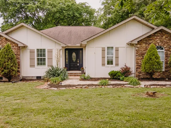 130 Meadow Sweet Dr, Monticello, KY 42633