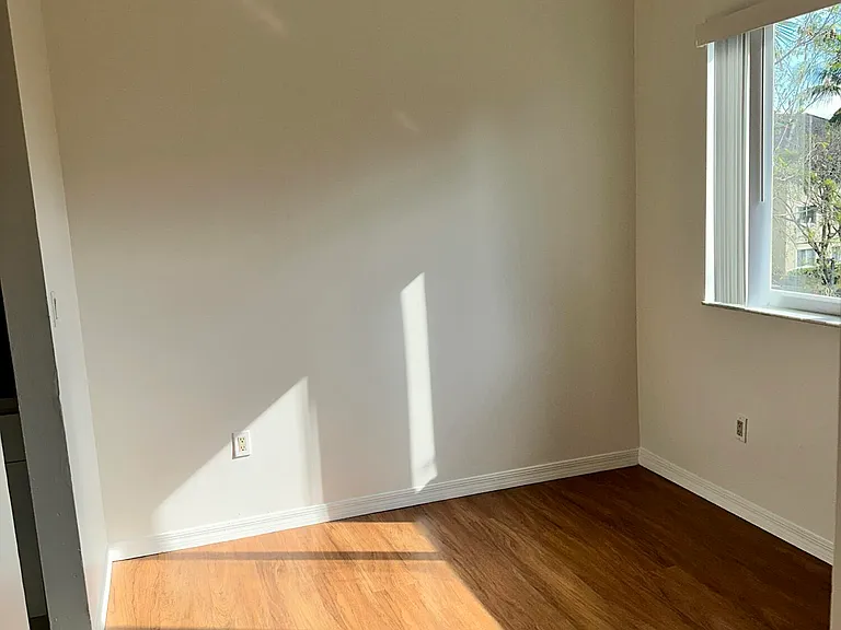 7085 Nova Dr #320 — Photo 4