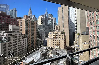 Rented by Coldwell Banker Warburg