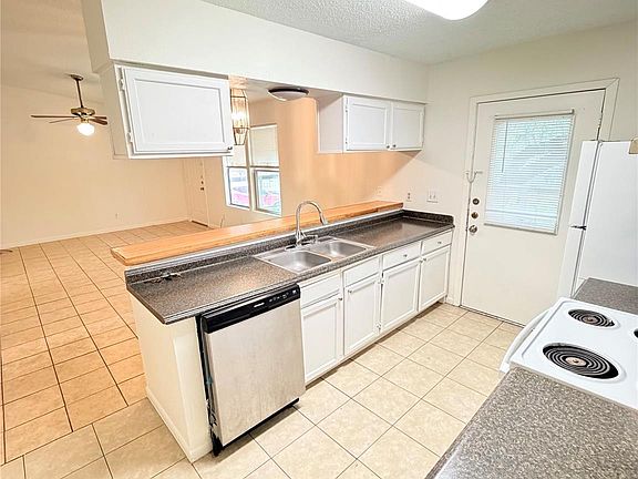 2nd image of 23393 Nameless Rd APT 169