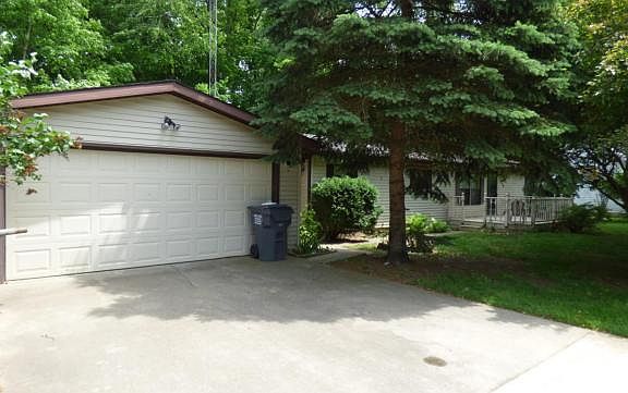 2nd image of 2919 Tecumseh Dr